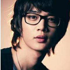 Never give ip no matter you what encounter 
*jangan pernah menyerah apapun yang anda temui* MINHO OPPA..
Follow yah,, Heeemmmm ◦°◦ºº ̮
