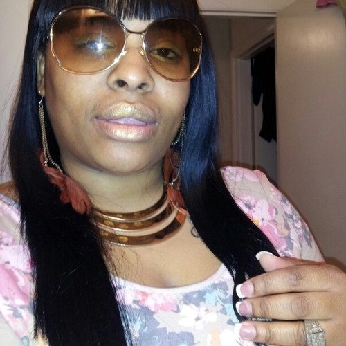 I have good ppl in my life :)* i never dwn grade no one do u an im happy with it~love is love~