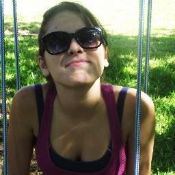‎''Você nunca sabe a força que tem, até que a sua única alternativa é ser forte ''