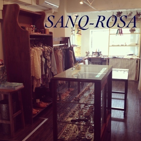 sanq_rosa's profile picture. LFC(ロウリーコレクション)代理店・ハンドメイドクローズ【LFC】ジョー・ダン・ロウリー氏による希少価値の高いターコイズを使った世界に一点しかないインディアンジュエリー【ハンドメイドクローズ】古着のリメイクをはじめオリジナルのウェアや小物を展開。刺繍・造花・アンティークetc.代官山郵便局2F 月曜定休(祝日除く)