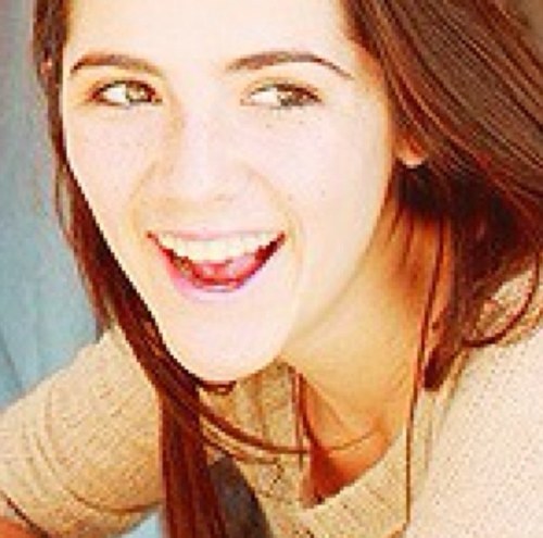 I'm not what you would call insane...but I'm not totally sane either..I'll always keep @DauntlessClover safe! #TeenFictionRP Single