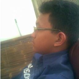 Hi there im using twitter