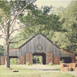 BarnCedarGrove's profile picture. A lovingly restored tobacco barn, now used for gorgeous weddings and events.