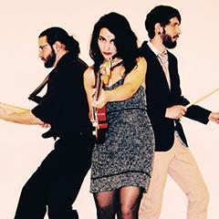 Brooklyn indie rock band with Bollywood influences.
http://t.co/hHYgLhS7LD