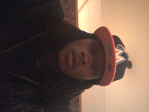 young nigga tryn make it in da world blowin kush by da zone !!!!