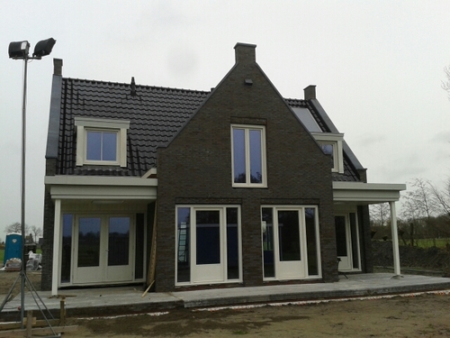 Uw adviseur in bouwen! 
Nieuwbouw, Verbouw, onderhoud en renovaties. 
Actief in de nieuwbouw en verbouw van woningen en utiliteitsbouw.