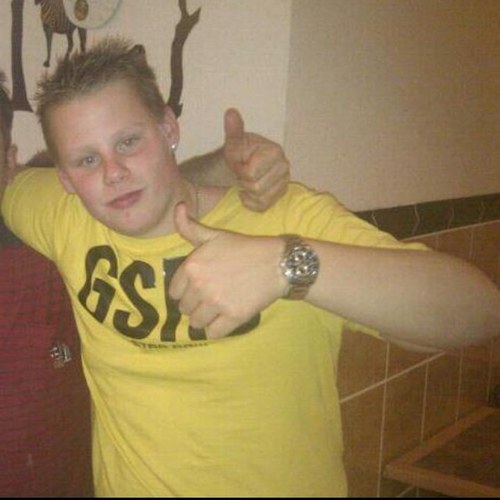 drank probleem? zolang er drank is heb ik geen probleem! VIES HARD TANKEN | tl4 | 16 years old | BEER helping ugly people have sex since 1862!