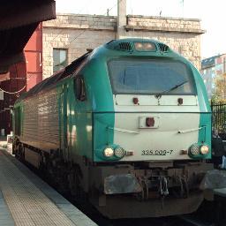 Me apasionan los trenes, el mundo de los viajes, y disfruto de la f1.