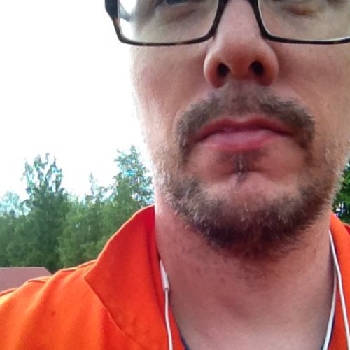 8core's profile picture. I like lamp.