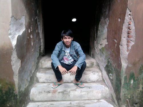 bintangkelam's profile picture. think about yourself before think about me