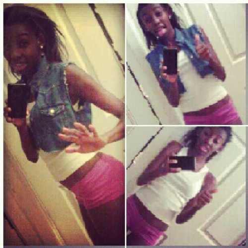 go follow my sis @lissy_2live :)