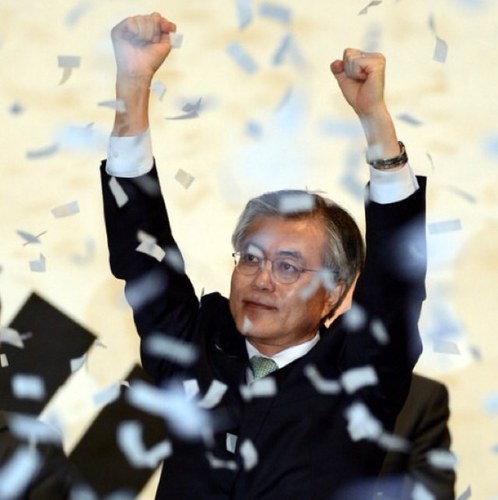 문재인 대통령님, 사랑해요!! 고마워요!! 전 '항구적 소수파'입니다.💙💙💙