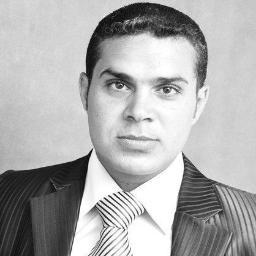 كاتب وباحث  مهتم بقضايا المجتمع المدني و الديمقراطية وحقوق الإنسان ومهتم بقضايا المرأة والفكر النسوي
ناشط مجتمعي وسياسي.
