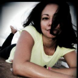 Sou musicista( tecladista,cantora )
