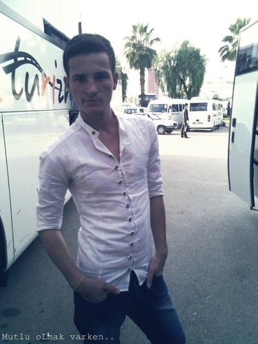 sanane_16's profile picture. 