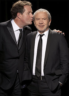 Information and news on the biggest, best and funniest Twitter feud in history! Email: alanvspiers@hotmail.co.uk