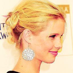 Original . Vampire . Barbie . BFF @ElenaGilbert0 #RP . #Single #German #English