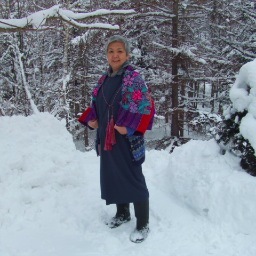 北海道 駒ケ岳 ふもとに住む 何でも屋の お母さんです