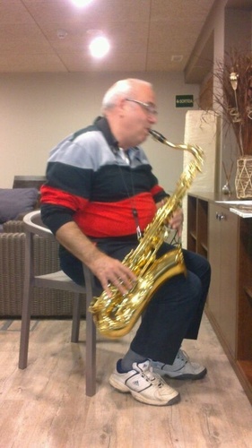 Un dels saxofonistes que millor juguen a rugbi i un rugbista dels que millor toquen el saxo...🇷🇺🇷🇺🇷🇺🏉🎷
