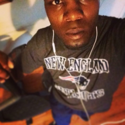esimmons79's profile picture. 