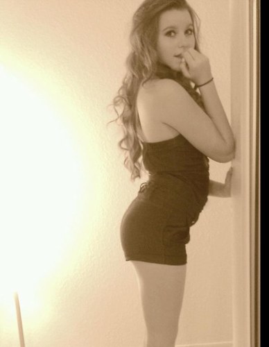 Bi sexual&&i fuck for fun(;
Future stripper/pornstar right here(;
15 years old(;