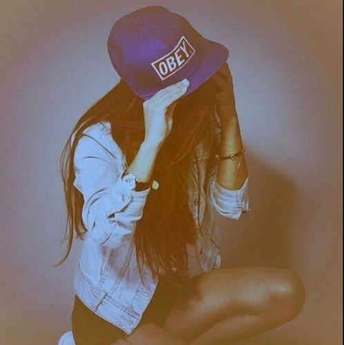 || Original tieneraccount. || Klik op die followbutton ! || De leukste pictures. || ☆☆☆☆☆ sterrenaccount