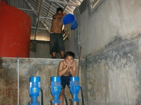 berdiri sama tinggi ..duduk sama rata !!