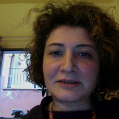 isratansini's profile picture. Dipingo da vent'anni. Qualche volta la pittura si allarga nello spazio e diventa installazione, video,
, tecniche diverse come pigmenti, olio, affresco.