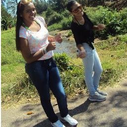 Ela Vive a vida tão intensamente , não vejo maldade é só curtição .. ♪♫
// Melhor Best @g_Markinhos  tt,Amo NegÕ || #DEEUS_MÃE♥  ზ