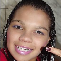 E eu sou feliz e canto O universo é uma canção
E eu vou que vou Histórias, nossas histórias Dias de luta, dias de glória (88* #Chorão