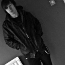 names jamie, 20 years old, love music and playing on ps3 :D