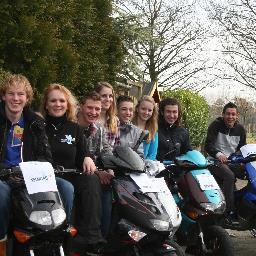 Stichting SMART4U geeft voorlichting over o.a. blowen, alcohol, harddrugs en seks aan jongeren en ouders. Kijk op http://t.co/vECTT1dw9v voor meer info