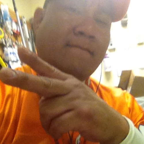 Straight from da Mile High City,Bleed the Broncos, Rockies, Nuggets, A Operations Associate,easygoing,friend, Uncle,a joker,an smoker & a midnite toker any ?'s