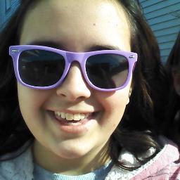 Peace, love, and cheer/dance/music/hockey lol Life life to the fullest!