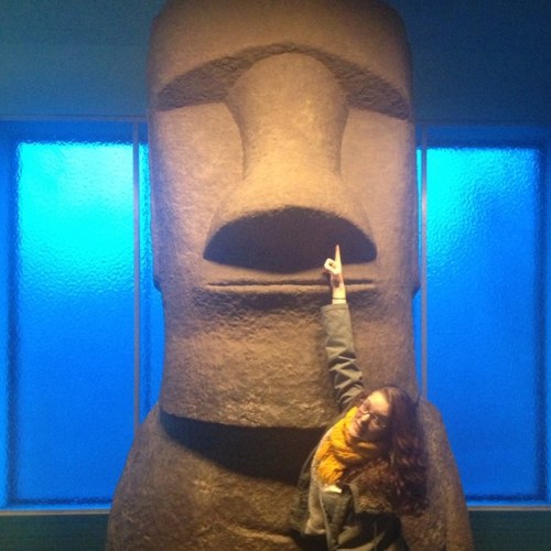 Pistolly's profile picture. Clap if you believe.