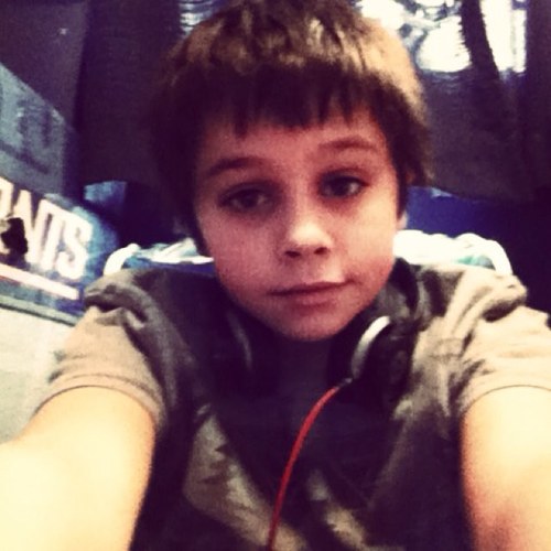 Instagram- nate_alvarado7 Follow me I follow back. Enjoy my tweets!