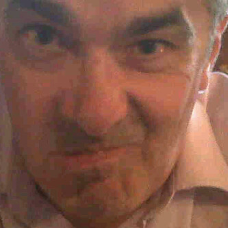 theonlyderek's profile picture. 