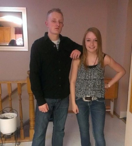 Hey i'm Sky, Canadian! country girl.
Aaron Pritchett followed. March 10, 2013! Emerson Drive followed. March 12, 2013!