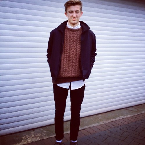 henryylamb's profile picture. 