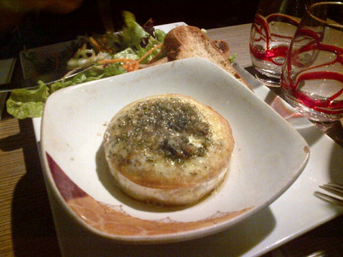 Guyome_B's profile picture. 