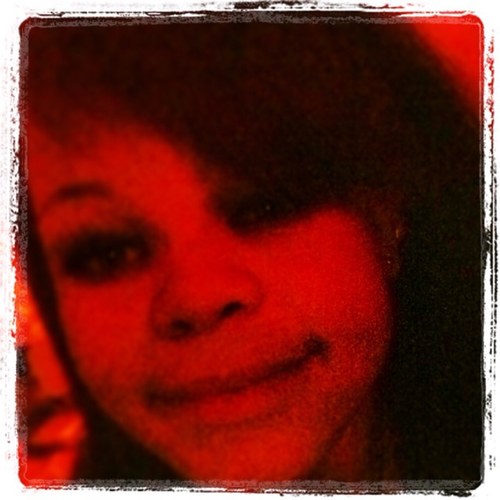 Im Marleen and i am a trenager. i open up to people , and let people open up to me . : )