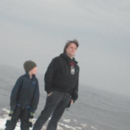 Ramones_RBK's profile picture. pratar oftast utan att tänka