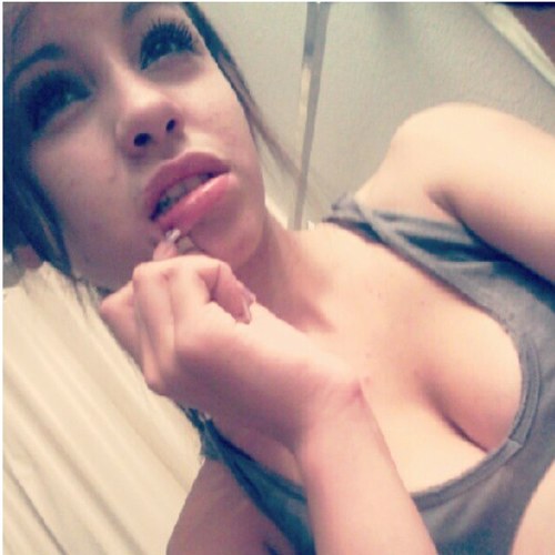 xoxo_wenddy's profile picture. i get high because it's a better view.
#teamaquarius #teamcubanas