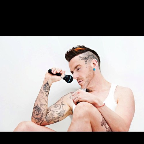 Singer songwriter , In Essex and London . Founder and owner of Garrii Bailey Hairdressing in Essex