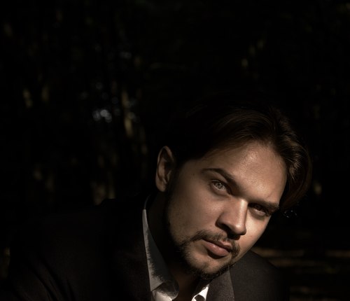 MaxKult's profile picture. 