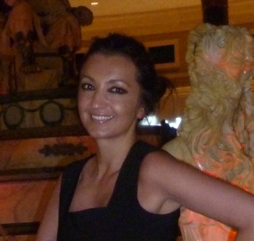 Wife, 3 amazing children. Founder of SkindesignLondon. Director  of award winning Azamay Dental & Skin Clinic. 
Love fashion/Makeup/skincare