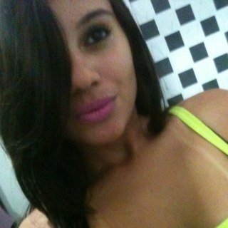 O que me resta, é o aqui e o agora. O futuro depende do presente, e o passado, eu deixo ir embora!