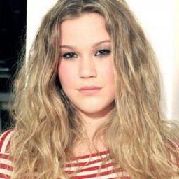 Soul na voz de Joscelyn Eve Stoker = A música boa .. @JossStone http://t.co/B0jymy28  -  http://t.co/h4UU35pw