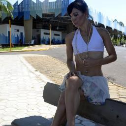 nina_osses's profile picture. Bailarina & Fisioterapeuta