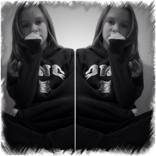 lovemodeling2's profile picture. Love modeling but not a professional one yet ❥